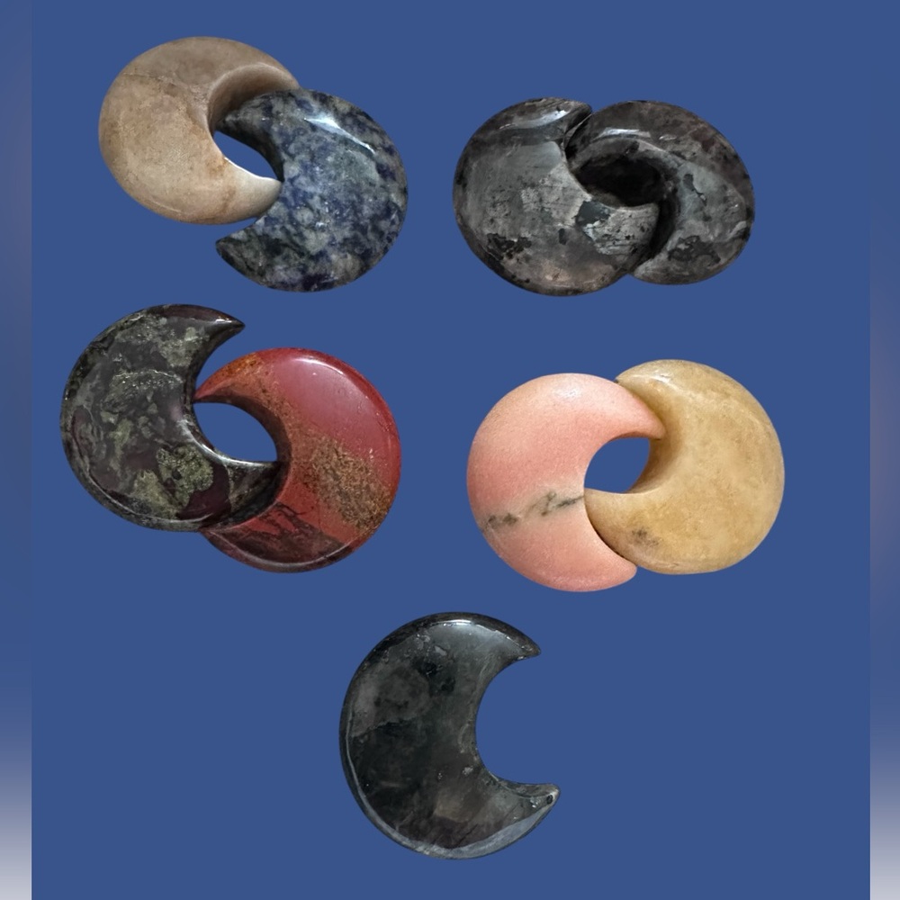 Crystal Crescent Moon (choose 1) - Picture 9 of 12